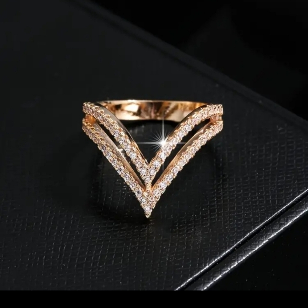 18k Gold Plated and Simulated Diamonds V Shaped Ring